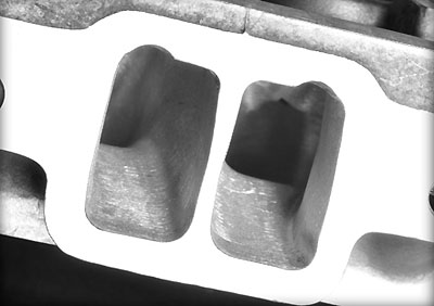Stage I cylinder heads Stage I cylinder head inlet ports